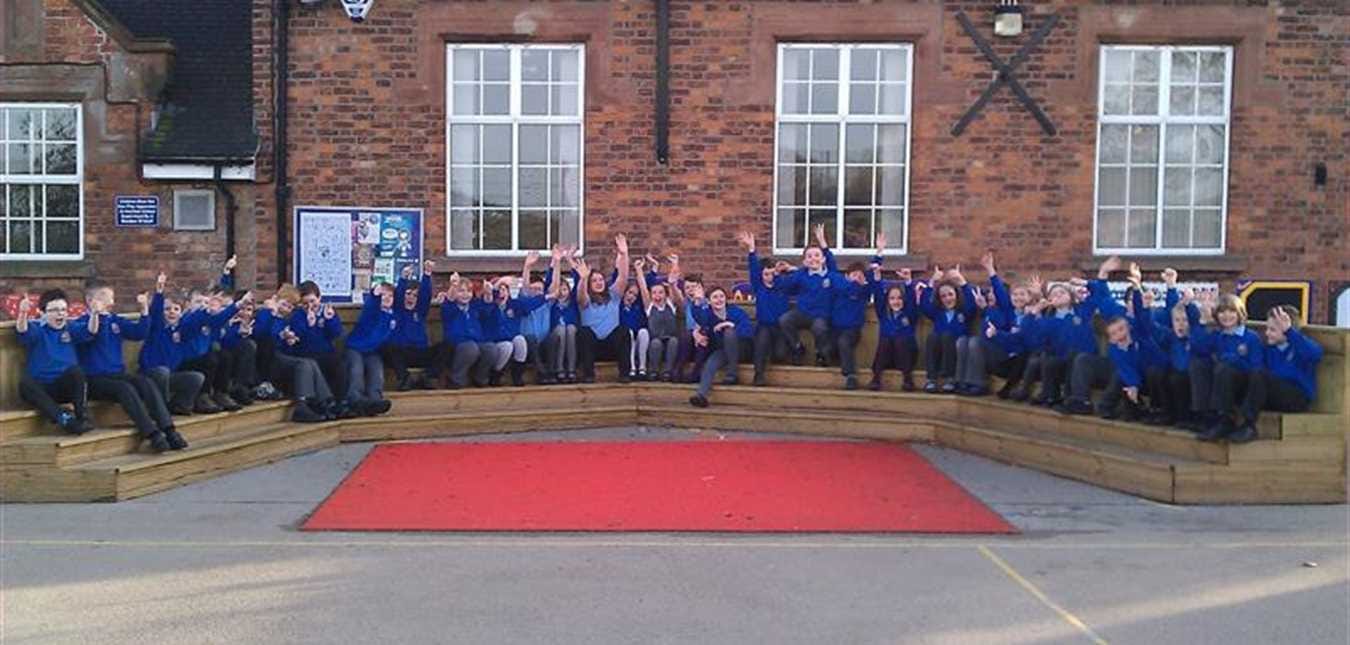 School Christmas Activities For Your Outdoor Stage